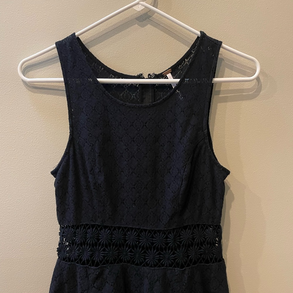 Free People Black Sleeveless Pleated Mini Dress - Picture 3 of 8